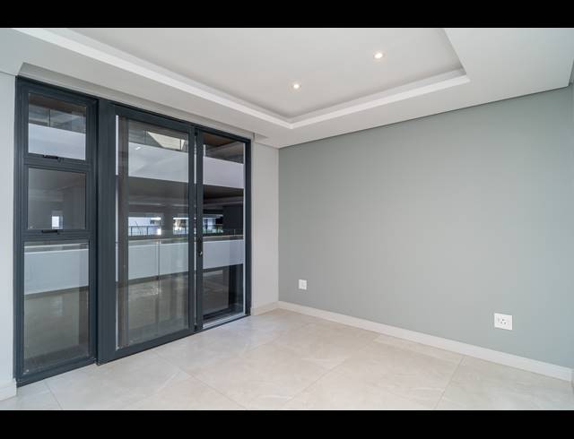 2 BEDROOM APARTMENT FOR SALE IN UMHLANGA RIDGE